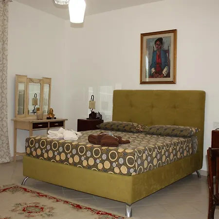 Frühstückspension A Casa Mia Carmiano (Apulia)